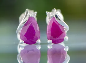 Ruby Earrings 7x5mm