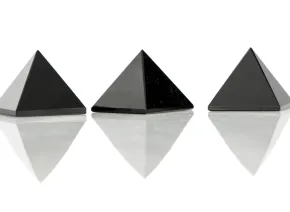 Onix Pyramide