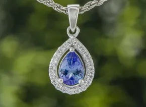 Silver Pendant with Tanzanite