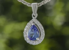 Silver Pendant with Tanzanite