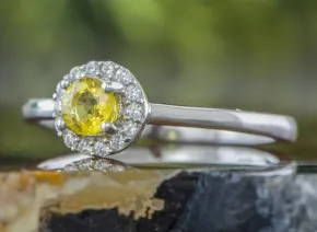 Silver rinr with Yellow Sapphire