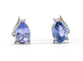 Silver earrings with Tanzanite