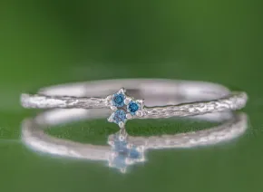 Elegant Silver Ring with Blue Diamonds