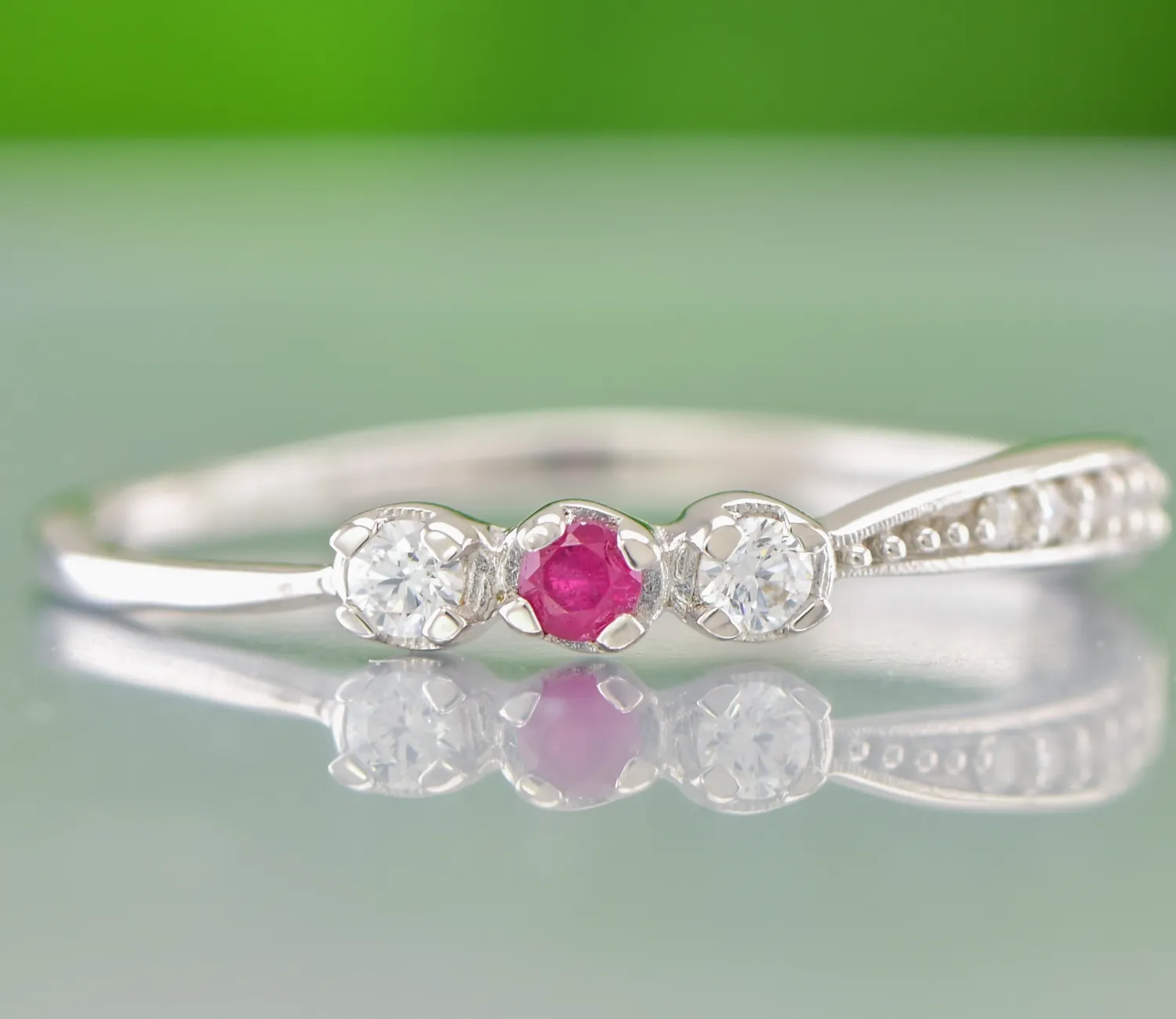 Elegant Silver Ring with Ruby