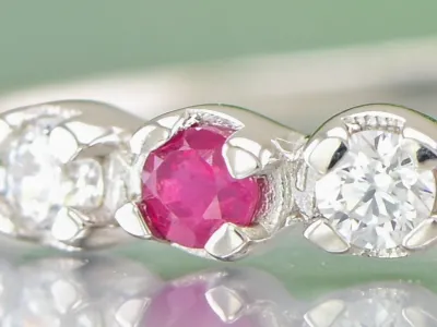 Elegant Silver Ring with Ruby