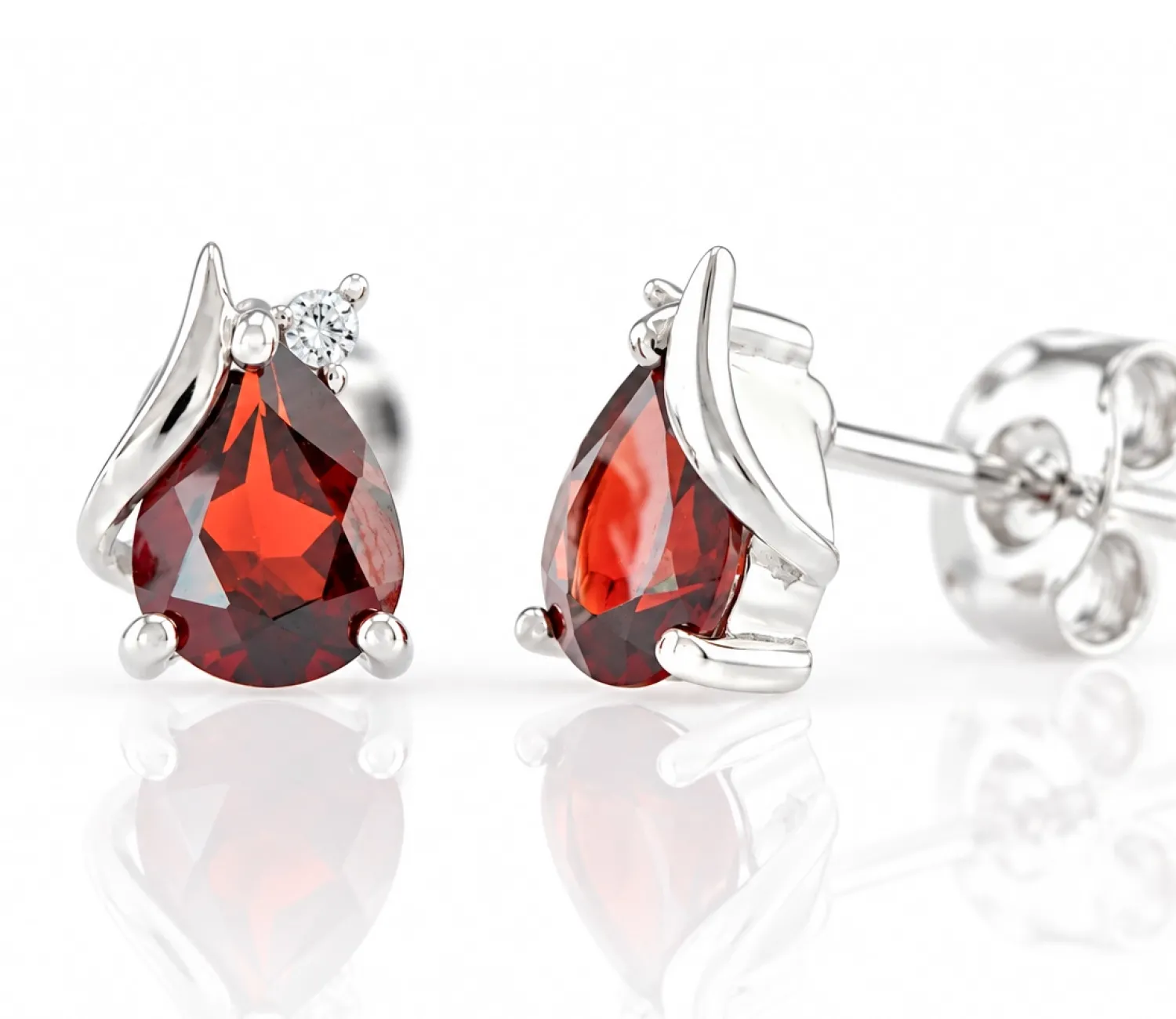 Silver Garnet Earrings
