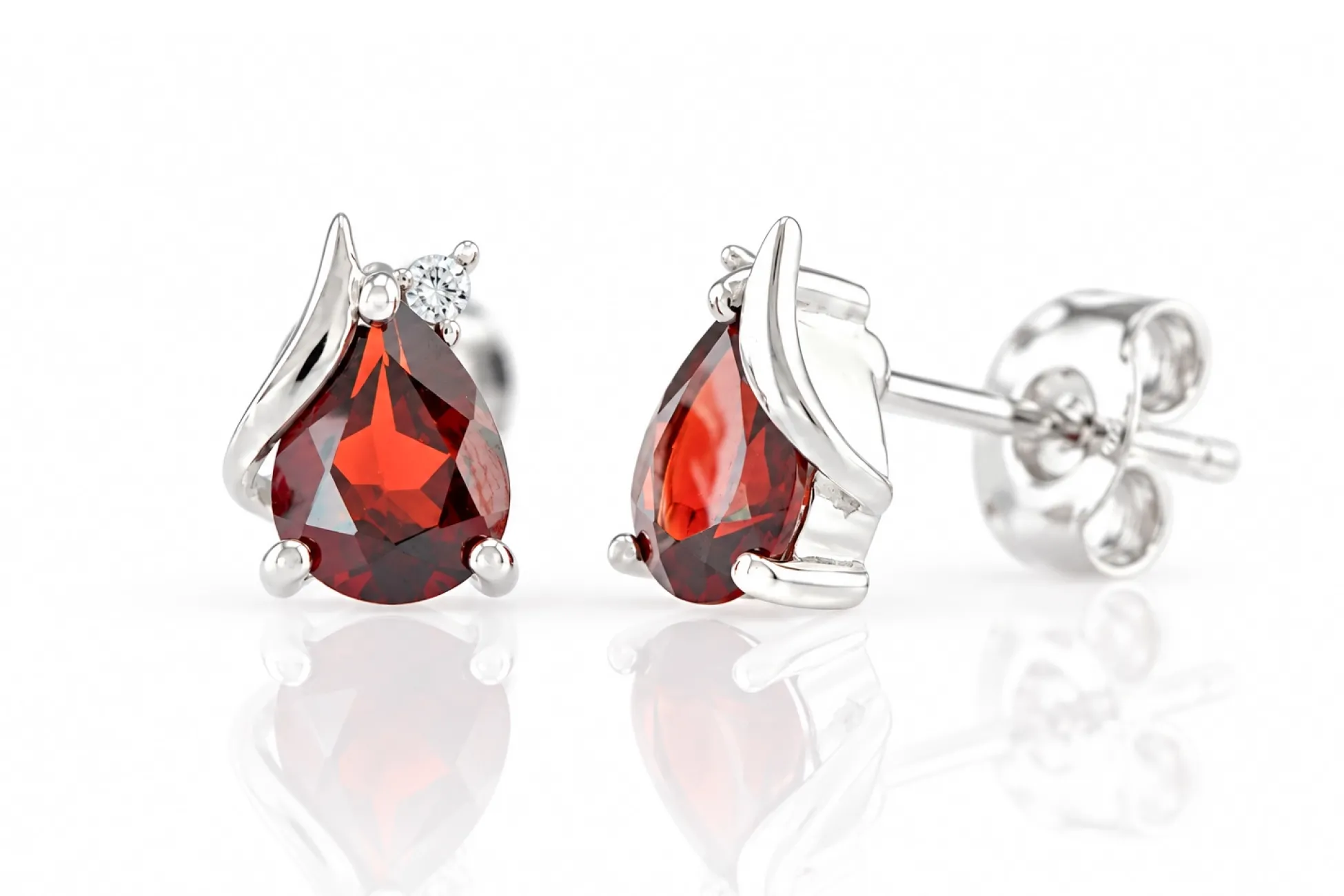 Silver Garnet Earrings