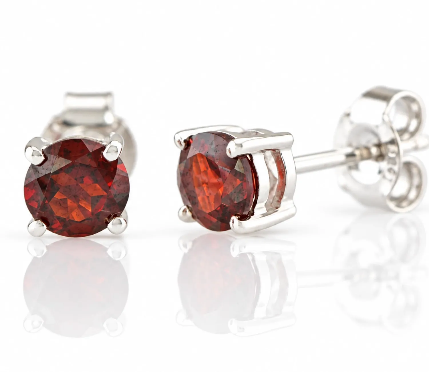 Silver Earrings with Garnet