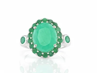Silver Ring with Natural Emerald