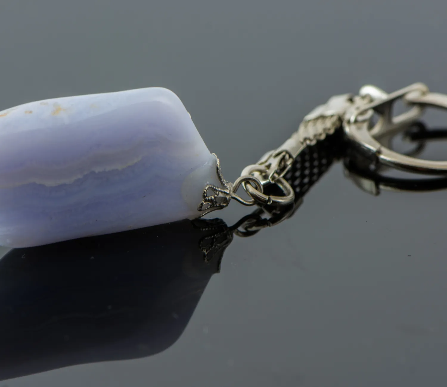 Keyholder Chalcedony