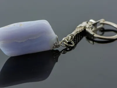 Keyholder Chalcedony